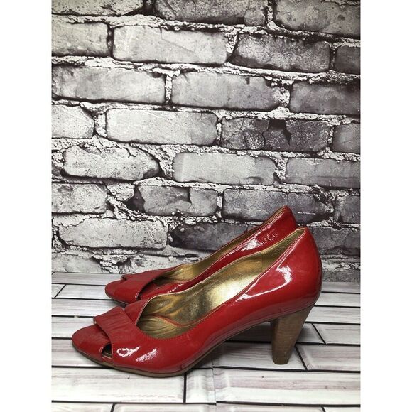 Ecco Red Patent Leather Peep Toe High Stacked Wooden Heels Women Sz 38EU/7.5M US - Picture 1 of 16